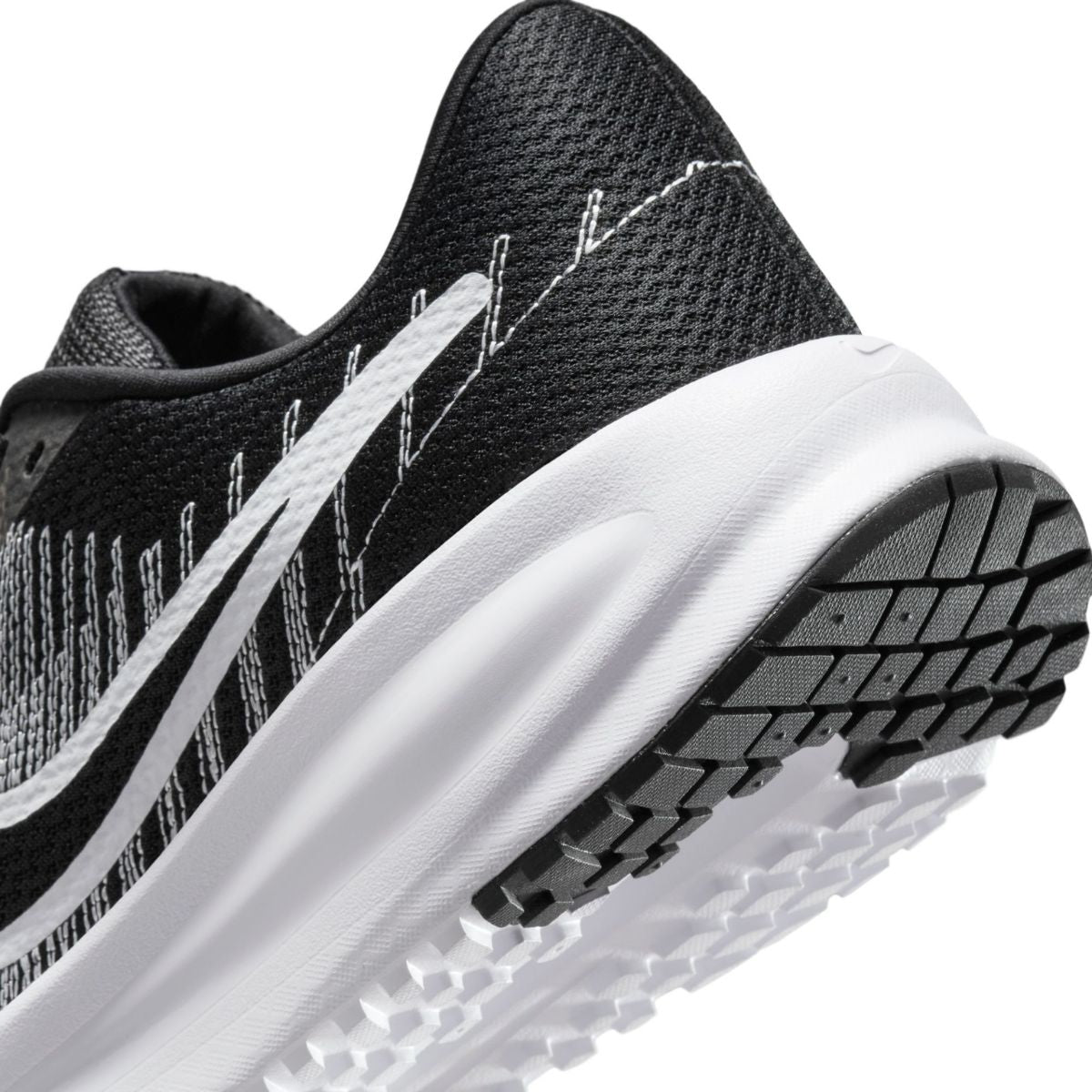 נעלי ספורט NIKE RUN DEFY - לגברים