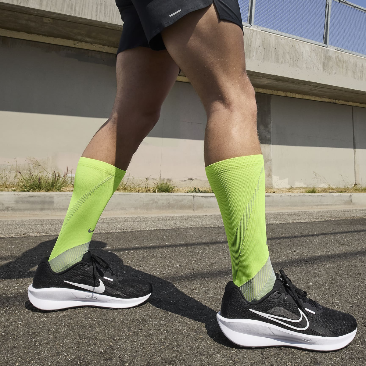 תמונה של נעליים Nike – sale, גברים, ספורט, ריצה