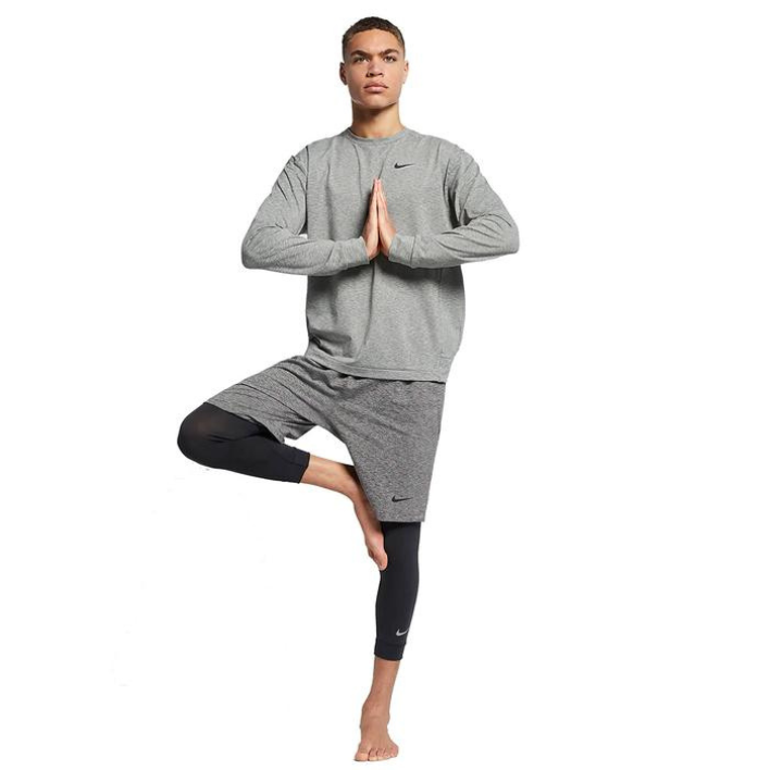 Nike Yoga Shorts - מכנסי ספורט / גברים