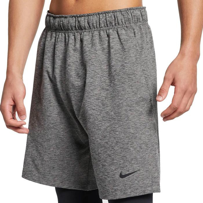 Nike Yoga Shorts - מכנסי ספורט / גברים