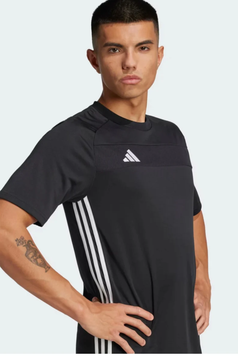 חולצת אימון Adidas Essensial לגברים