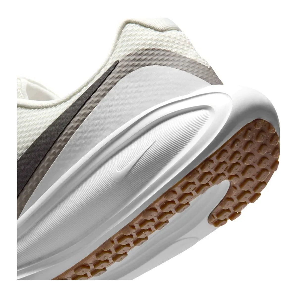 נעלי ספורט  NIKE REVOLUTION 8 - לגברים